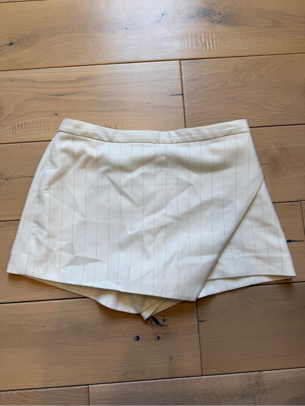 Aritzia Cream Ribbed Mini Skort with Asymmetric Hem